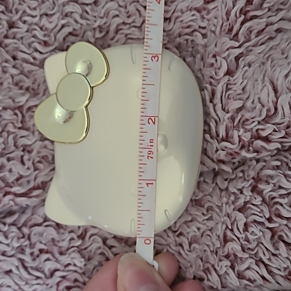 Hello Kitty Mirror Compact - Picture 10 of 15